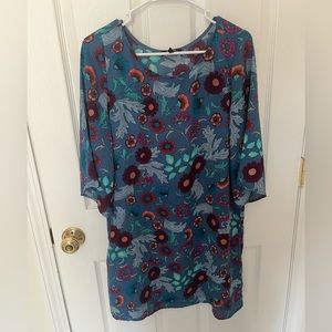 Women’s NWOT Women’s Blue Floral Pattern Shift Dress Size Large